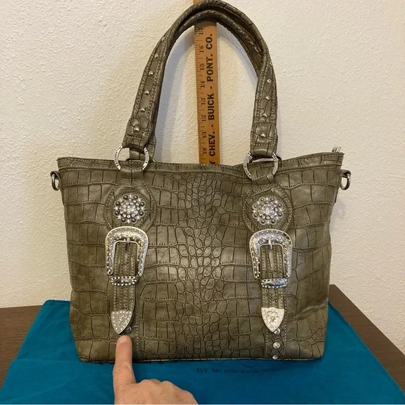 Trinity Ranch by Montana West Tote Handbag/Shoulder Bag Bing/Studded/Dust Cover - Picture 2 of 14